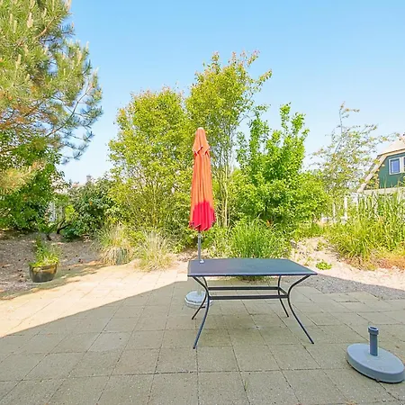 Semesterbostad Coastal Garden Escape Near The Dunes *