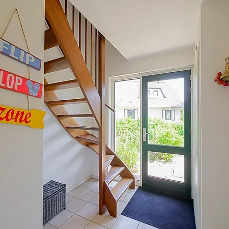 Vakantiehuis Coastal Garden Escape Near The Dunes *