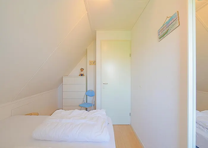 Дом отдыха Coastal Garden Escape Near The Dunes Юлианадорп